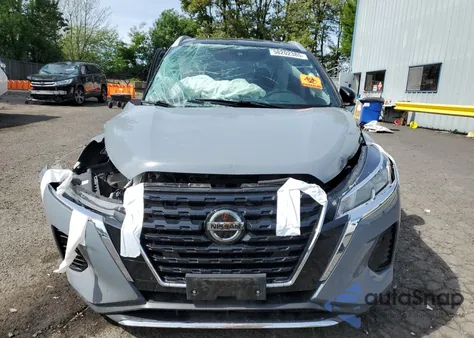 2021 Nissan Kicks Sv z USA, uszkodzony, nr VIN 3N1CP5CV4ML552612